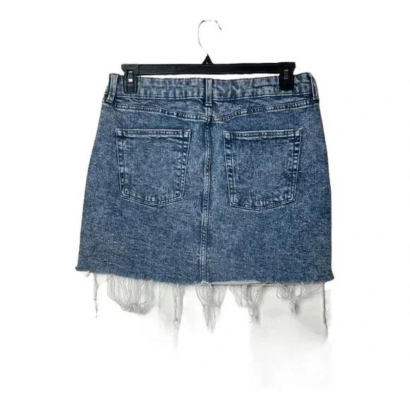 1560. WILD FABLE DENIM MINI LENGTH SKIRT CUTOFF FRAYED HEM SIZE 14 MEDIUM WASH‎ - Picture 5 of 7